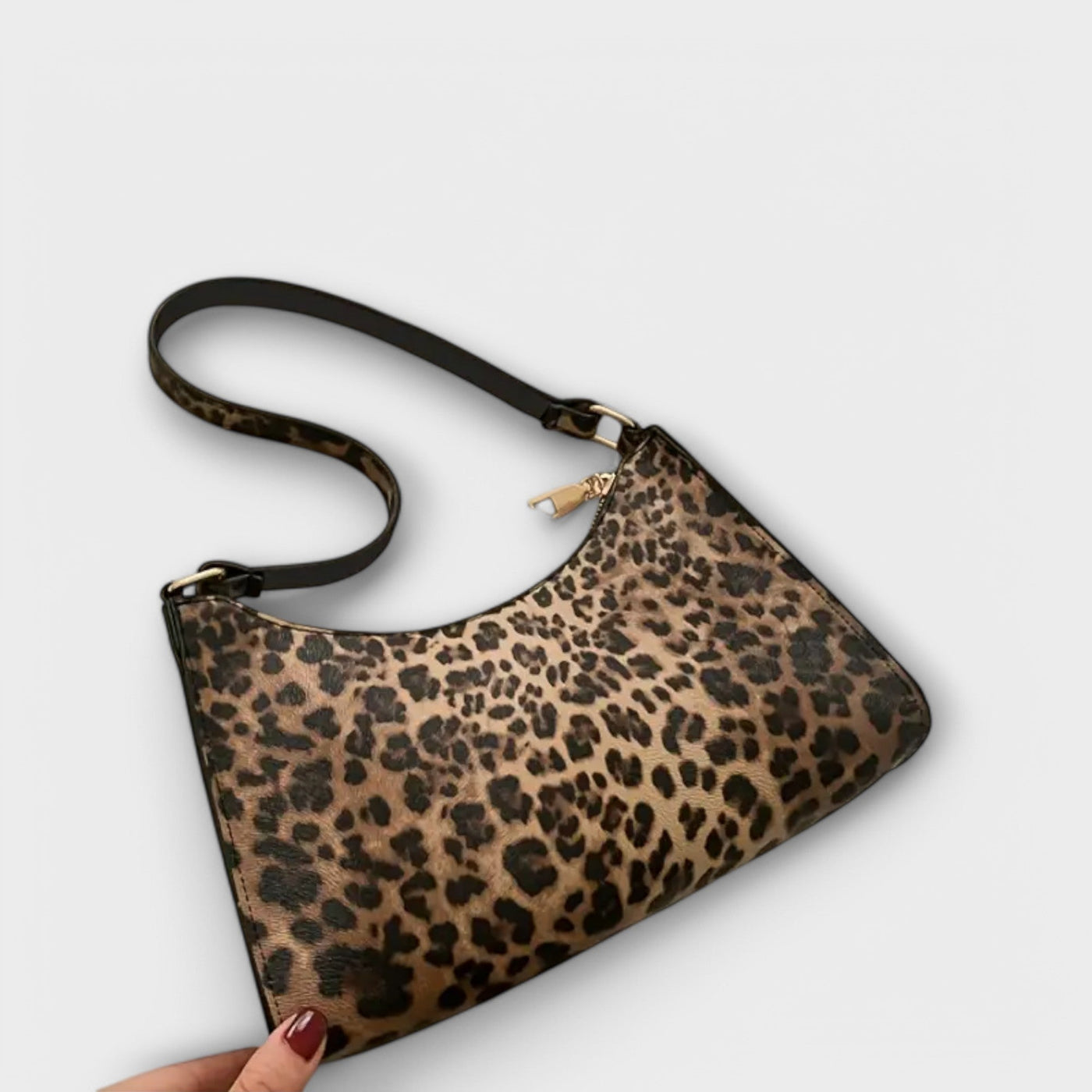 Nora. - Bourse à spalla en style français avec motif léopard