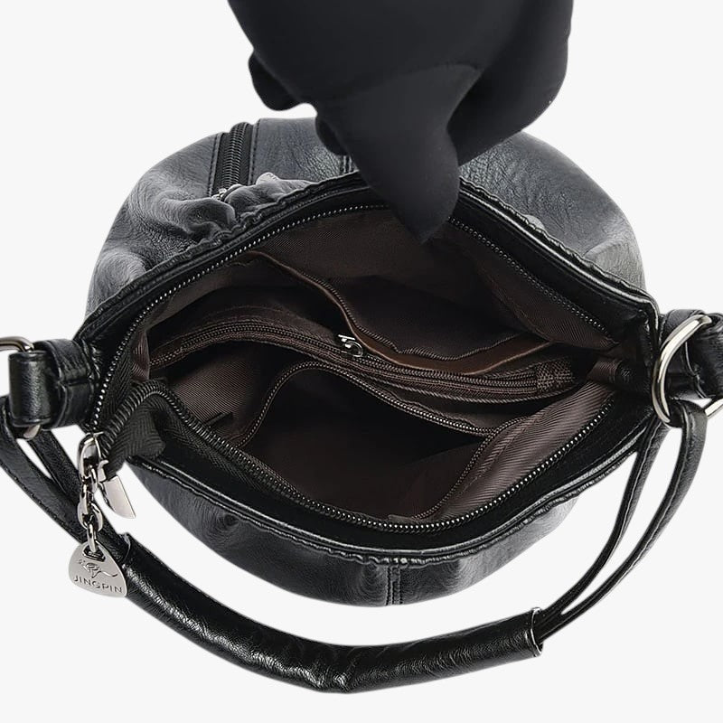 Nora. – Sac à main élégant avec plus de détails
