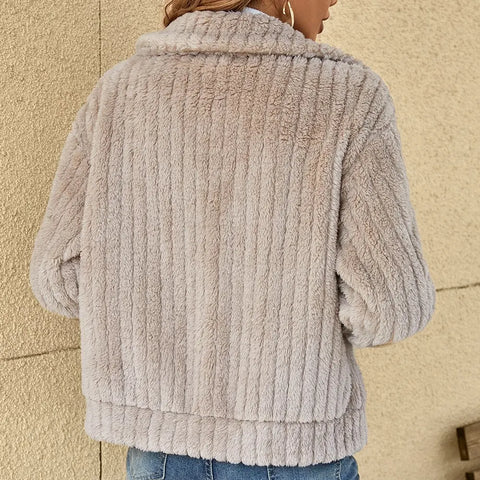 SVEVA™ | CARDIGAN EN PELUCHE ÉLÉGANTE