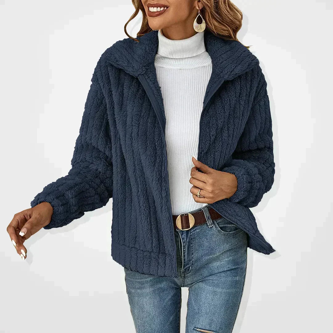 SVEVA™ | CARDIGAN EN PELUCHE ÉLÉGANTE