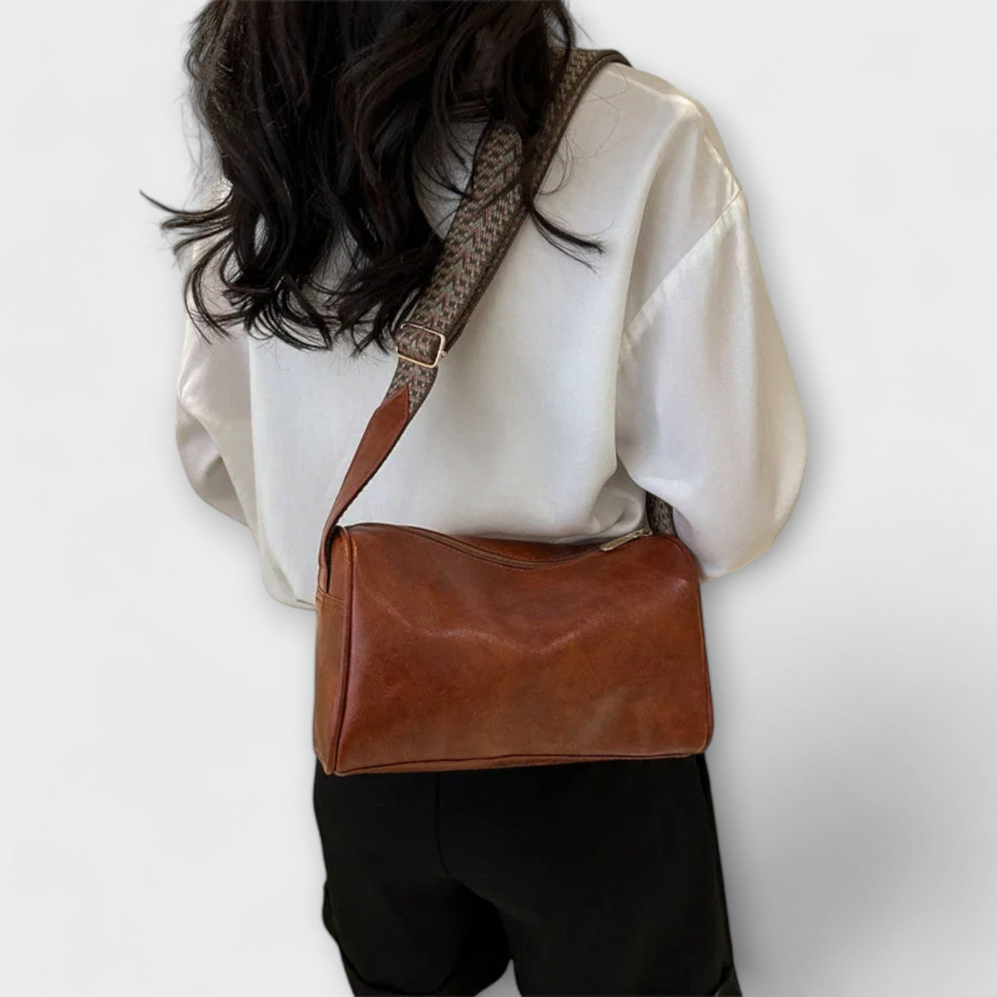 Nora. - Bourse à tracolla vintage
