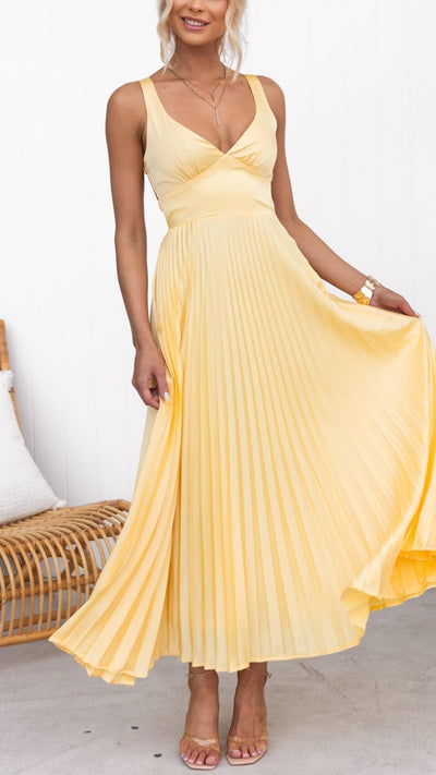Eline | Robe longue élégante à col en V et jupe plissée
