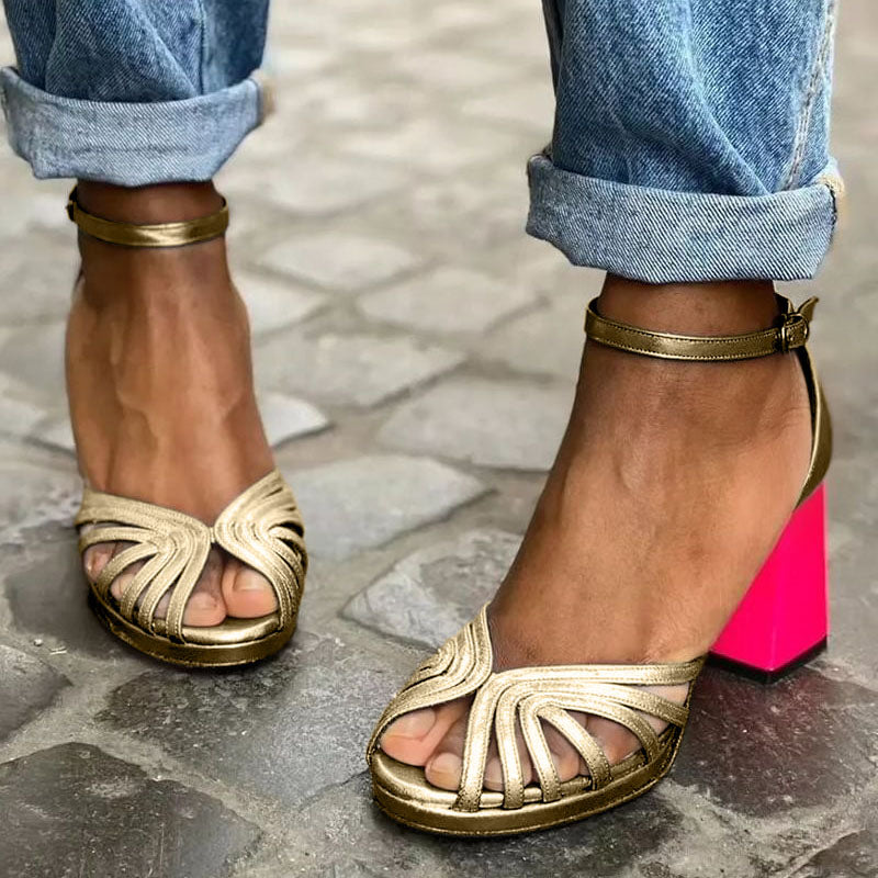 Allegra™ | Sandali Classici avec Cinturino Dorato